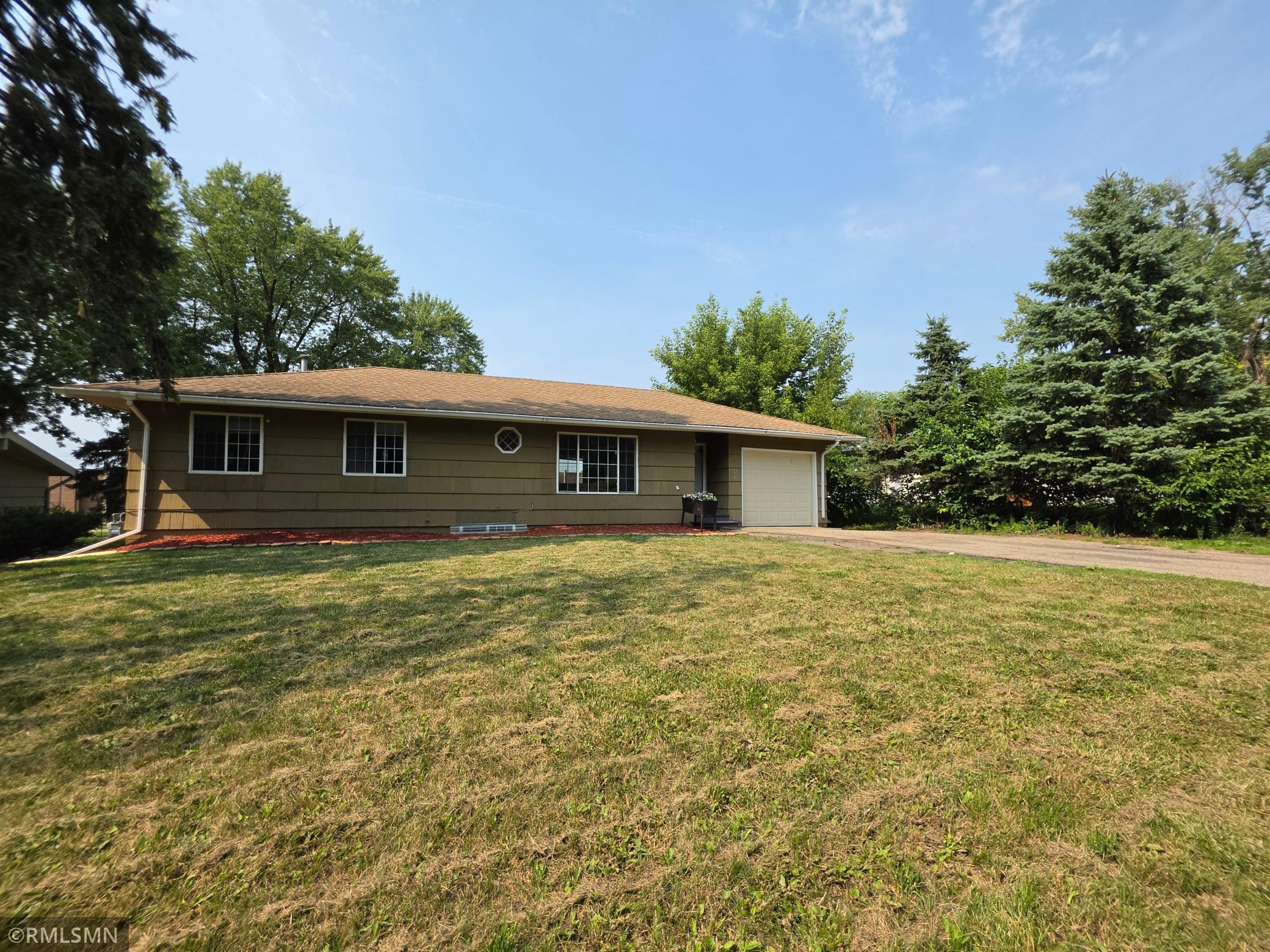 Photo 3 of Single family home for sale at 1306 Woodhill Rd, Burnsville, MN 55337 | MLS# 7137607 | Listing updated on 2026-09-03