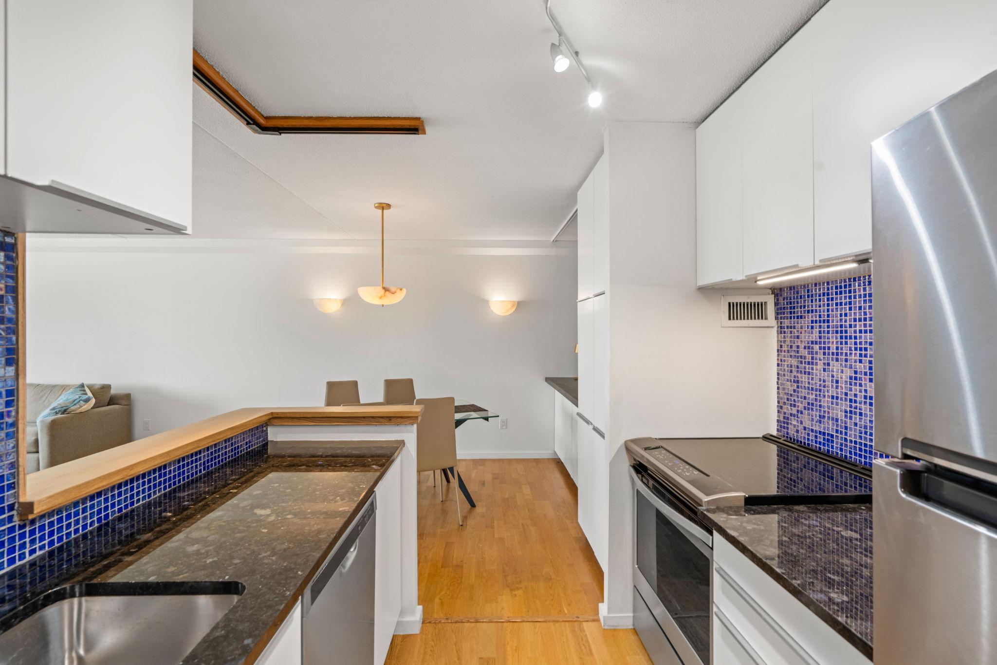 Photo 4 of Condo for sale at 1920 S 1st Street #2103, Minneapolis, MN 55454 | MLS# 7137673 | Listing updated on 2026-09-03
