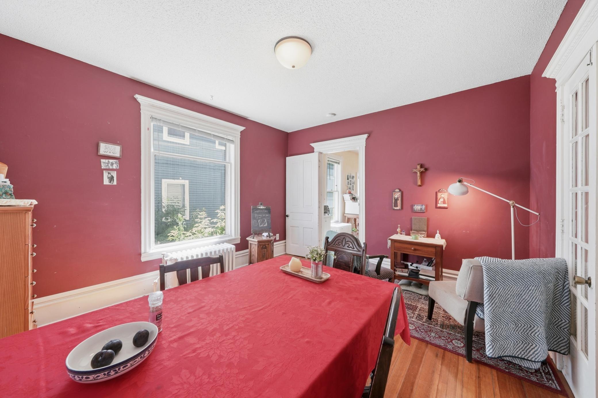 Photo 4 of House for sale at 606 20th Avenue S, Minneapolis, MN 55454 | MLS# 7138382 | Listing updated on 2026-09-04