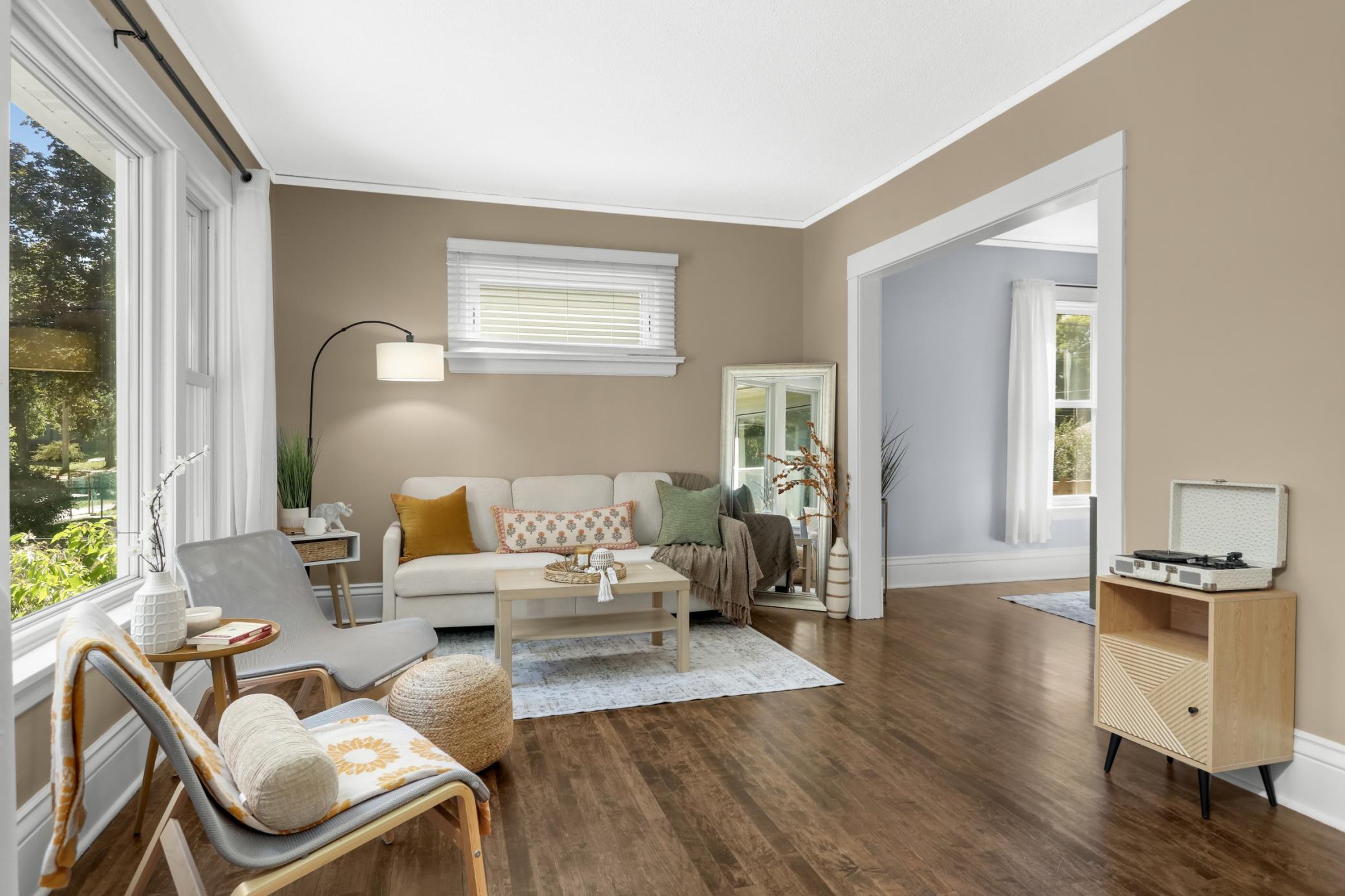 Photo 5 of Single family home for sale at 1047 27th Avenue SE, Minneapolis, MN 55414 | MLS# 7138554 | Listing updated on 2026-09-06
