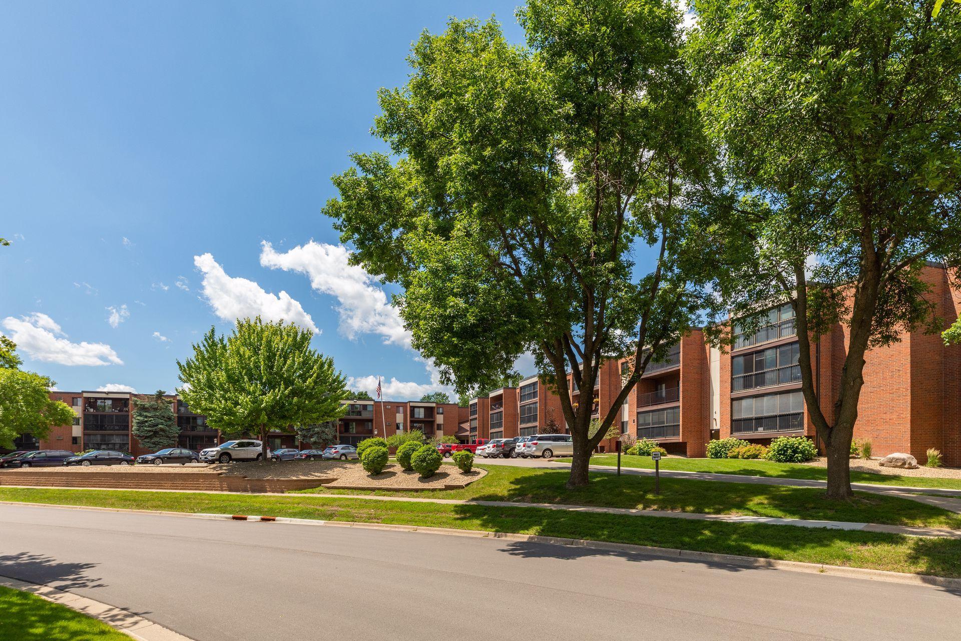 Photo 2 of Condo for sale at 1800 Riverwood Dr #219, Burnsville, MN 55337 | MLS# 7139127 | Listing updated on 2026-09-05