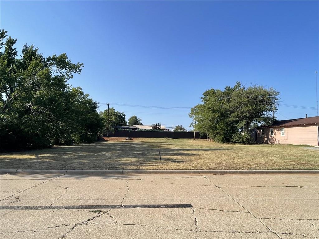 Homes for sale in Oklahoma, OK | 829 Nw 68Th St, Oklahoma, OK 73116 | MLS# 1050338