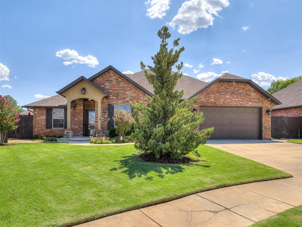 1st image of 534 W Chickasaw Court Wy, Mustang, OK 73064 | MLS# 1135599