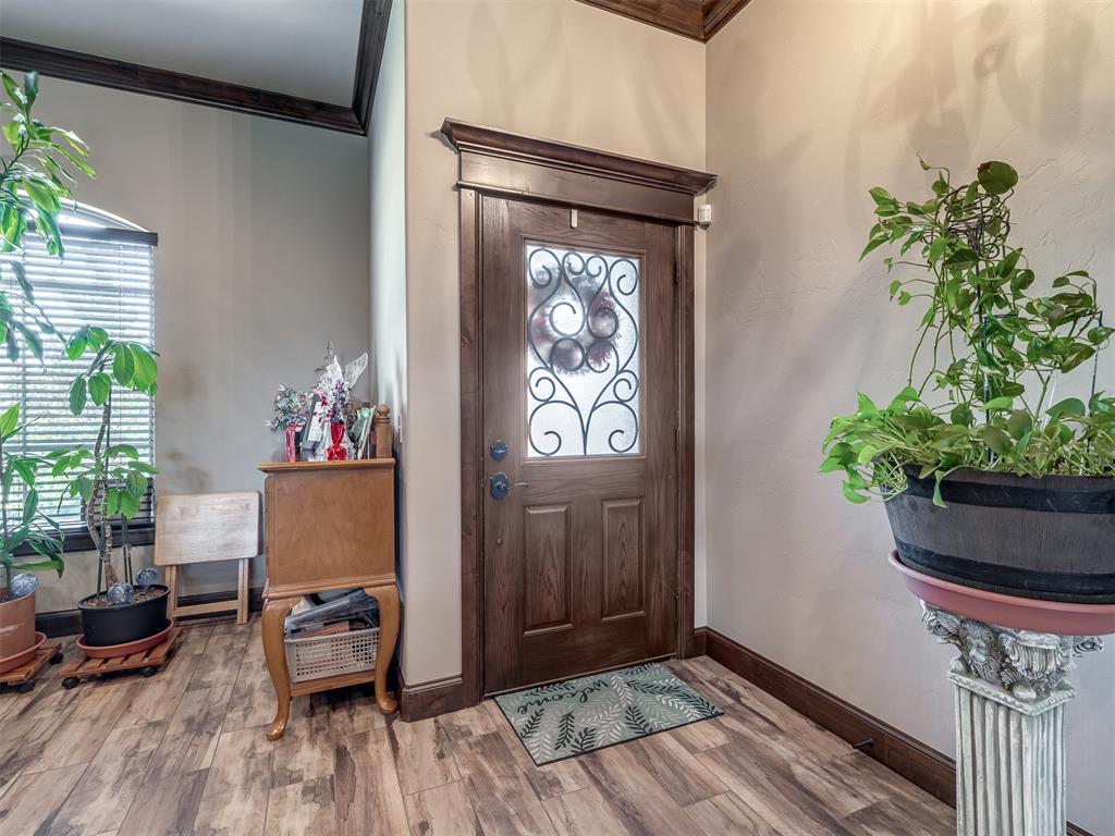 4th image of 534 W Chickasaw Court Wy, Mustang, OK 73064 | MLS# 1135599