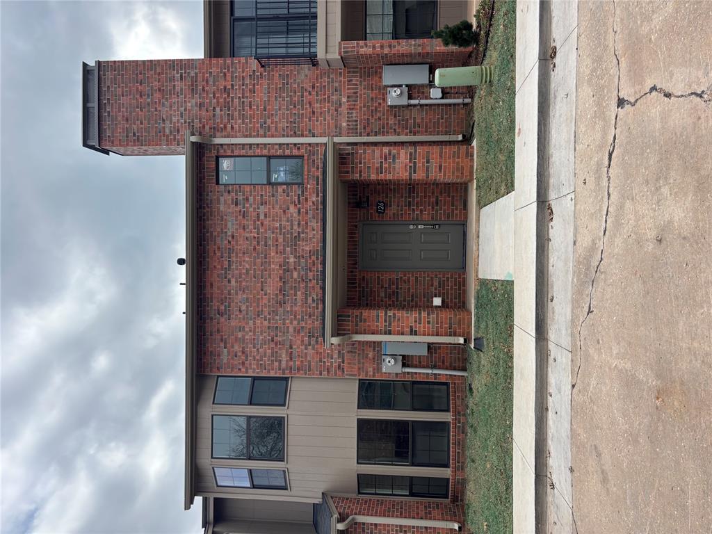 Homes for sale in Oklahoma City, OK | 6500 N Grand Blvd #126, Oklahoma City, OK 73116 | MLS# 1168703