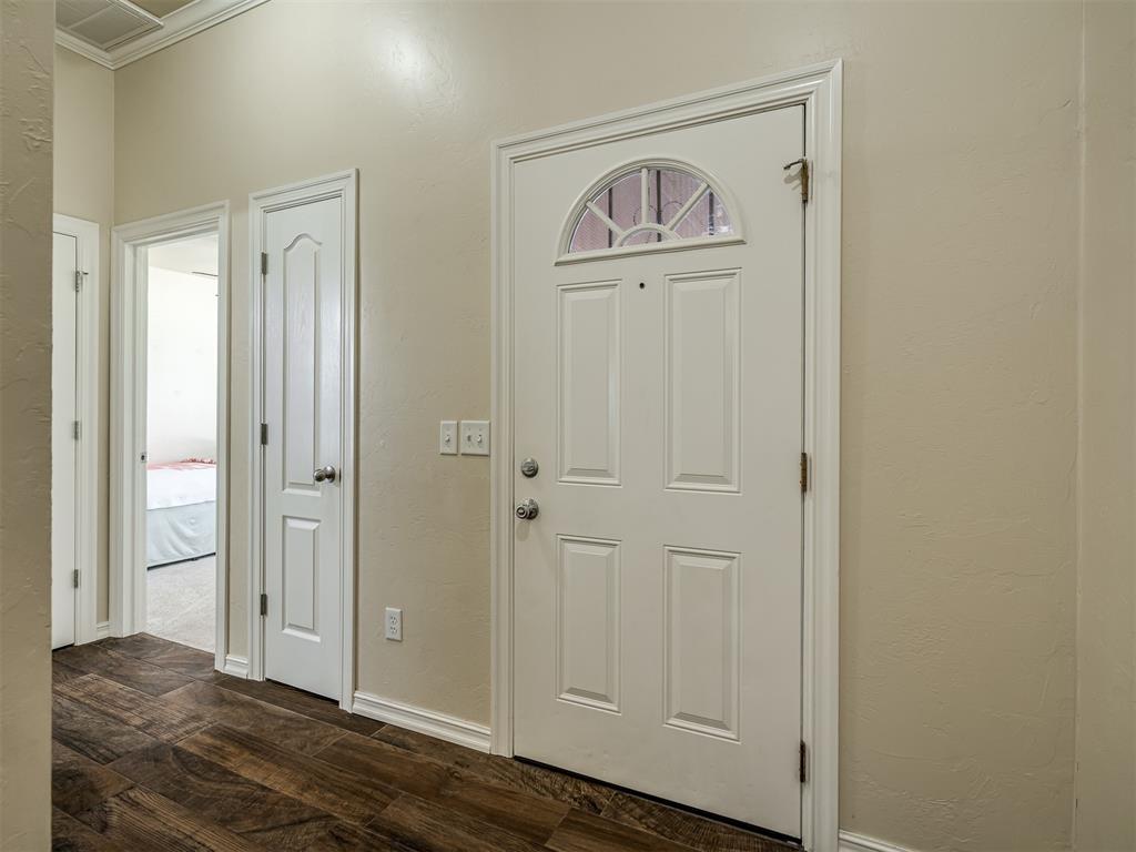 Homes for sale in Mustang, OK | 805 S Castle Rock Ln, Mustang, OK 73064 | MLS# 1178676