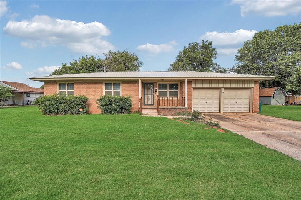 Homes for sale in Mangum, OK | 1905 N Oregon Ave, Mangum, OK 73554 | MLS# 1179017