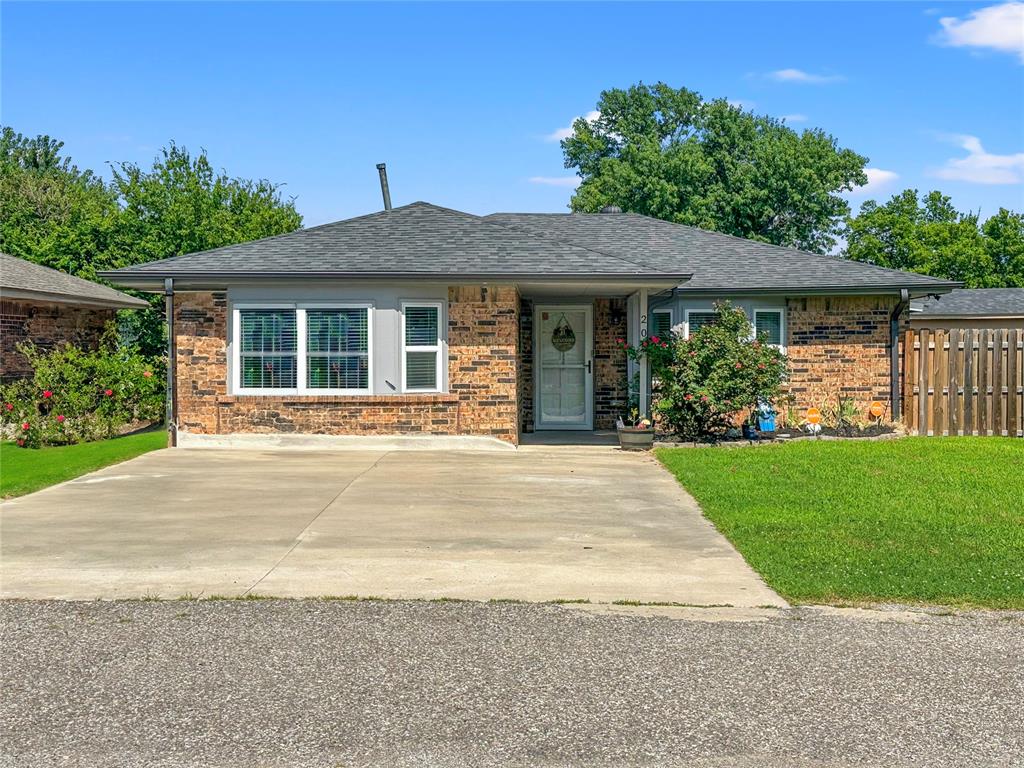 Homes for sale in Union, OK | 202 N Plum Ave, Union, OK 73090 | MLS# 1179503