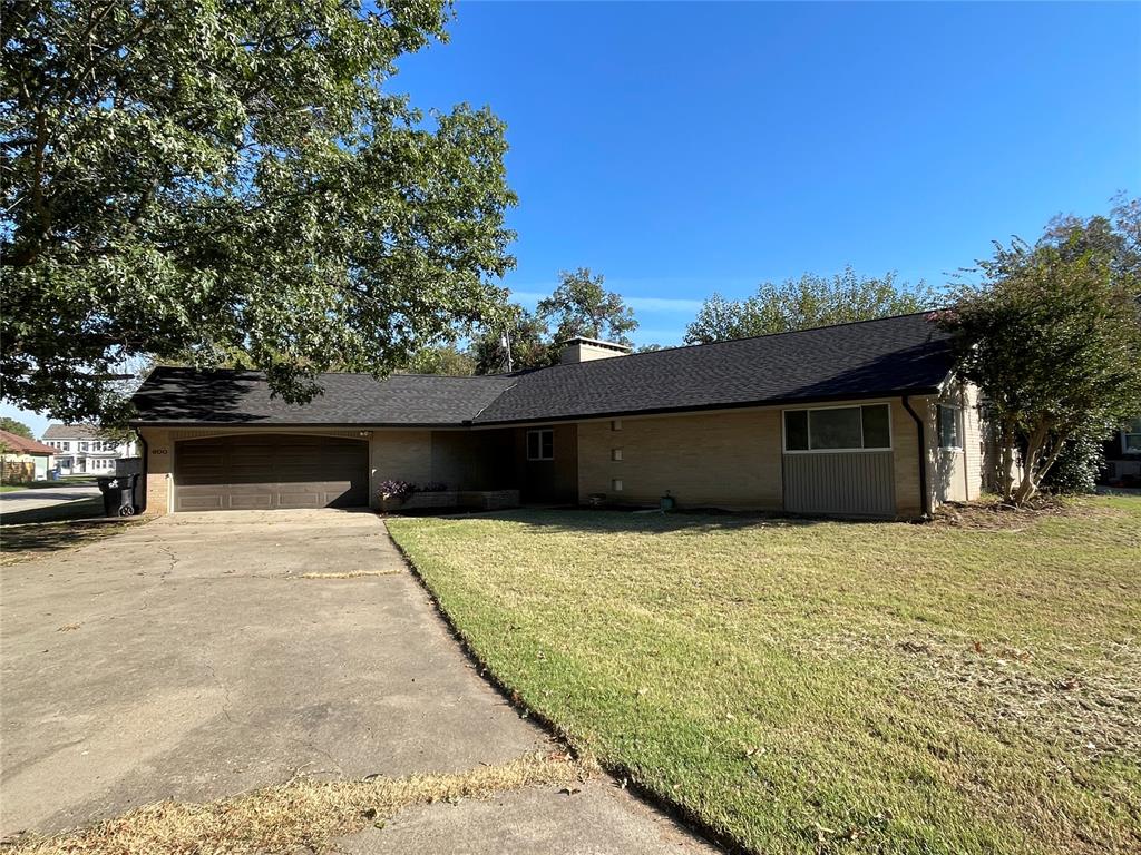 Homes for sale in Holdenville, OK | 600 Diamond St, Holdenville, OK 74848 | MLS# 1181818