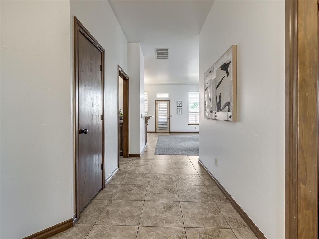 Homes for sale in Oklahoma, OK | 11116 Lake Park Dr, Oklahoma, OK 73170 | MLS# 1183376