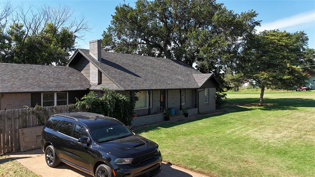 Homes for sale in Weatherford, OK | 201 N 3 Rd St, Weatherford, OK 73096 | MLS# 1193532