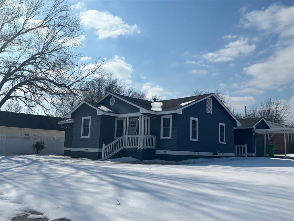 Homes for sale in Okemah, OK | 201 S 5th St, Okemah, OK 74859 | MLS# 1193677