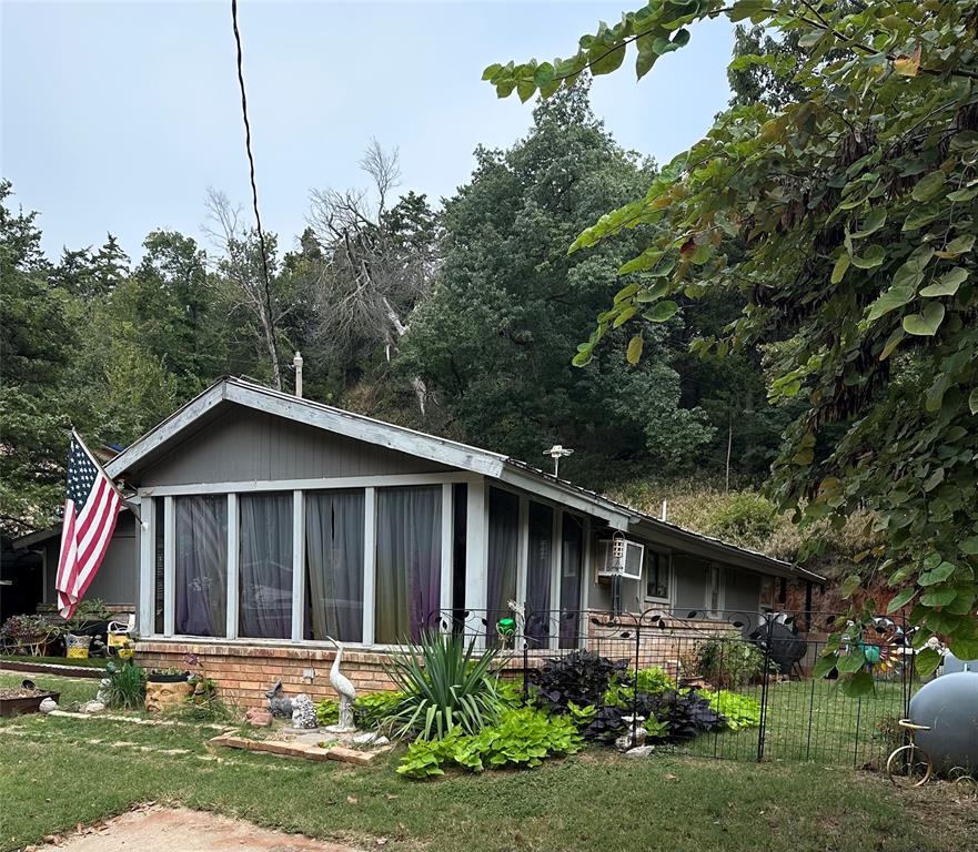 Homes for sale in Hinton, OK | 22250 W Fifth St, Hinton, OK 73047 | MLS# 1195404