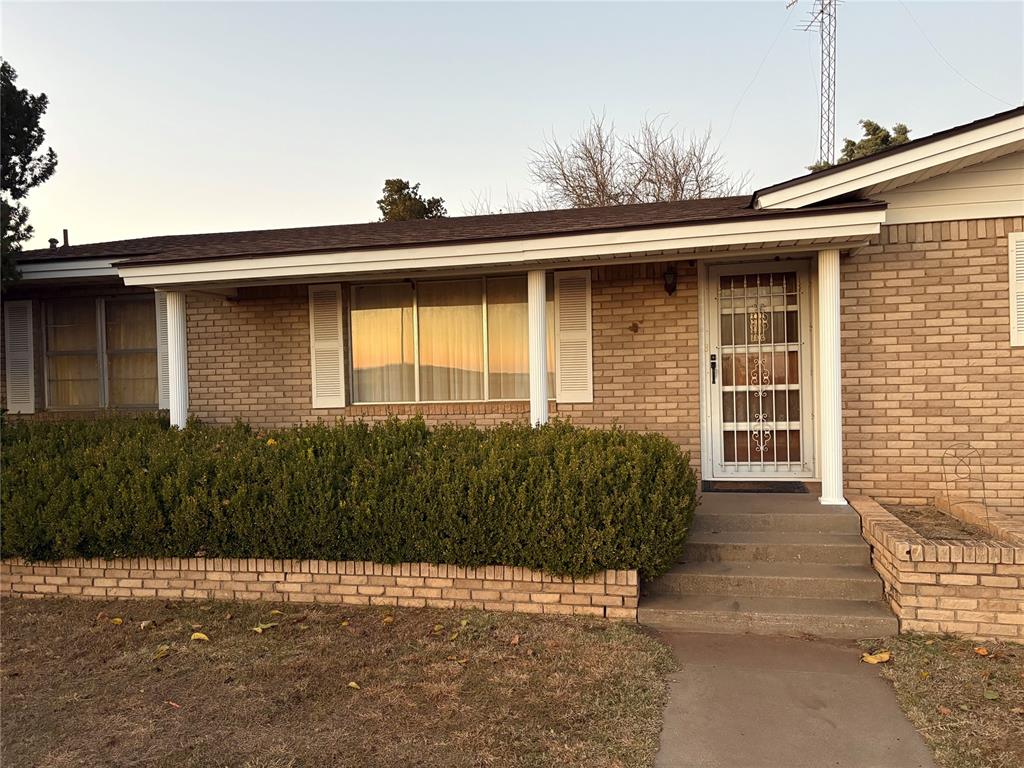 Homes for sale in Mangum, OK | 20532 State Hwy 9, Mangum, OK 73554 | MLS# 1198321