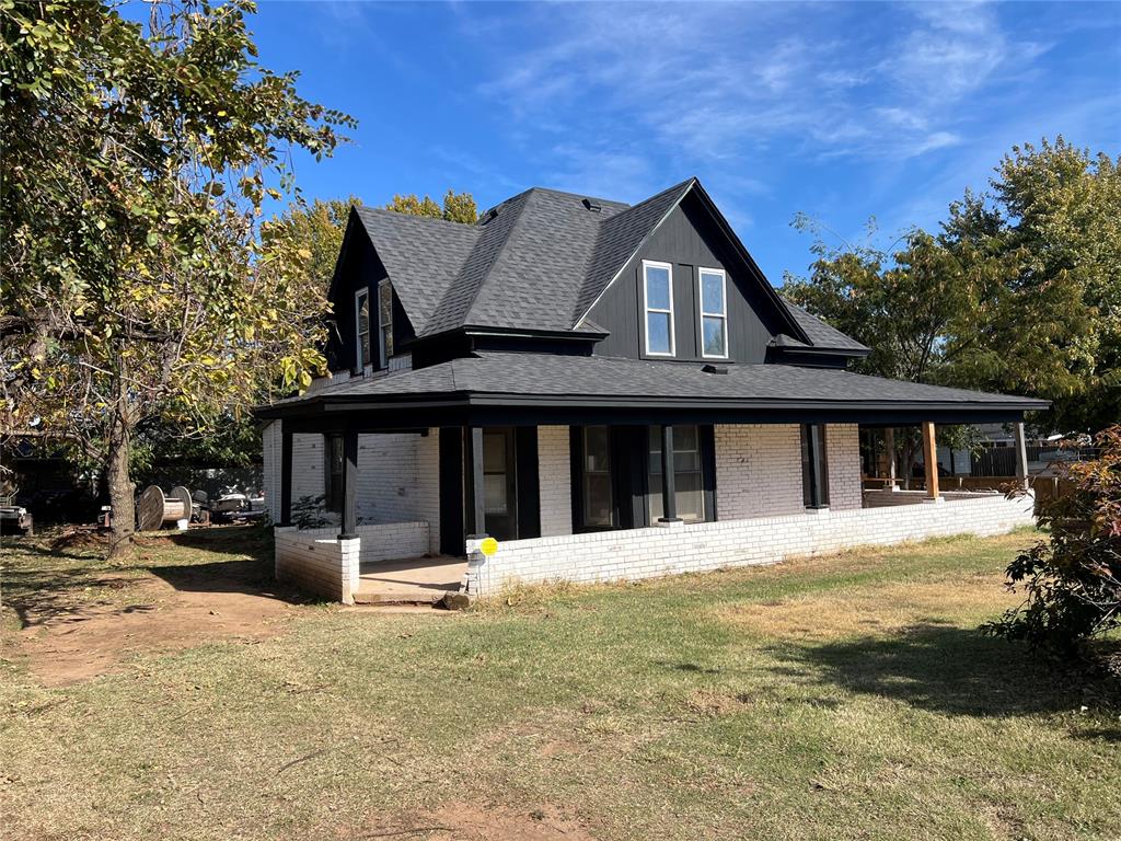 Homes for sale in Hinton, OK | 306 E Elm St, Hinton, OK 73047 | MLS# 1200584