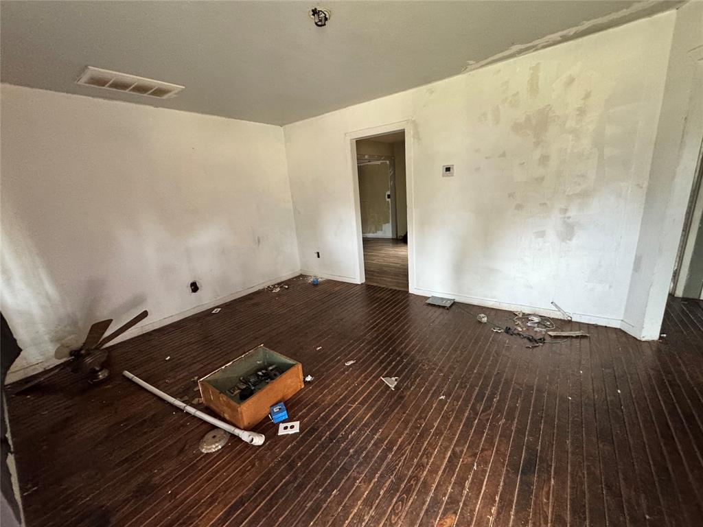 Homes for sale in Oklahoma City, OK | 635 Se 21st St, Oklahoma City, OK 73129 | MLS# 1201145