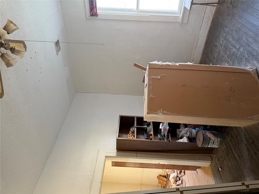 Homes for sale in Pauls Valley, OK | 528 East Ave, Pauls Valley, OK 73075 | MLS# 1201154