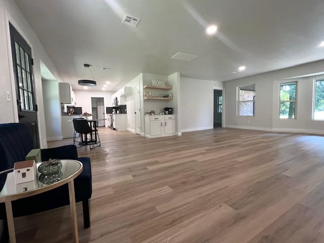 Photo 5 of Single Family Residence at 6500 N Luther Rd, Harrah, OK 73045 | MLS# 1202004 | | Sold on 2026-02-06