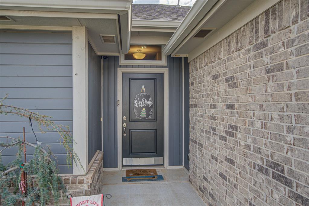 Homes for sale in Norman, OK | 900 Old Frisco Rd, Norman, OK 73069 | MLS# 1204290