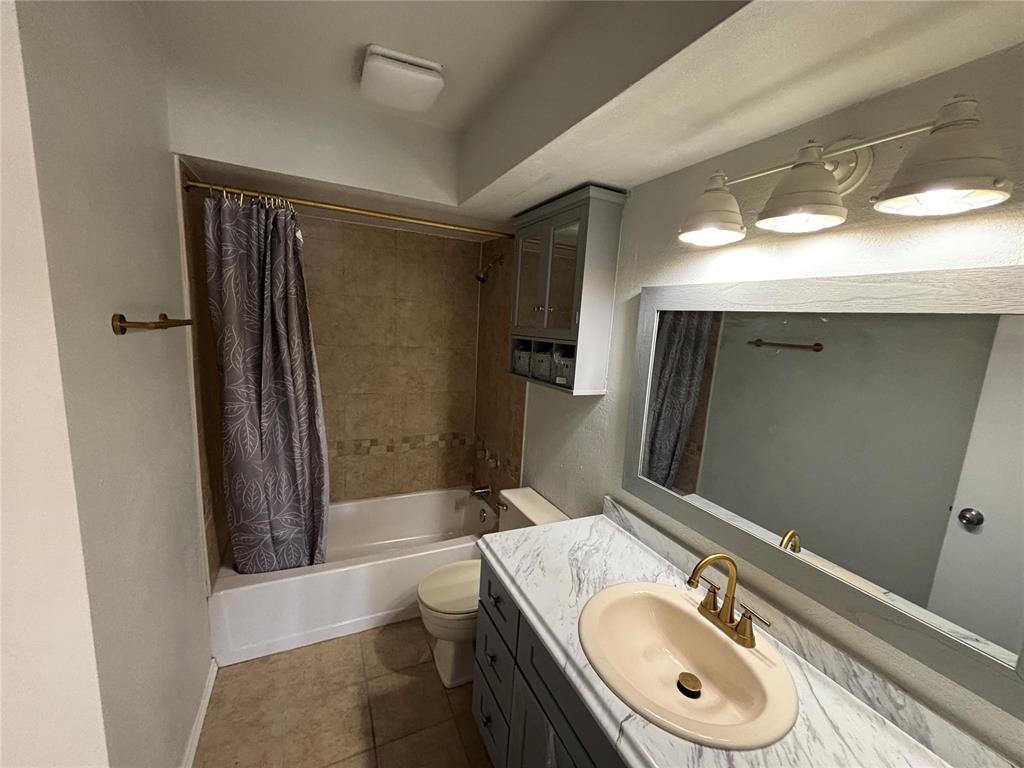 Homes for sale in Oklahoma City, OK | 14417 N Pennsylvania Ave #17B, Oklahoma City, OK 73134 | MLS# 1206053