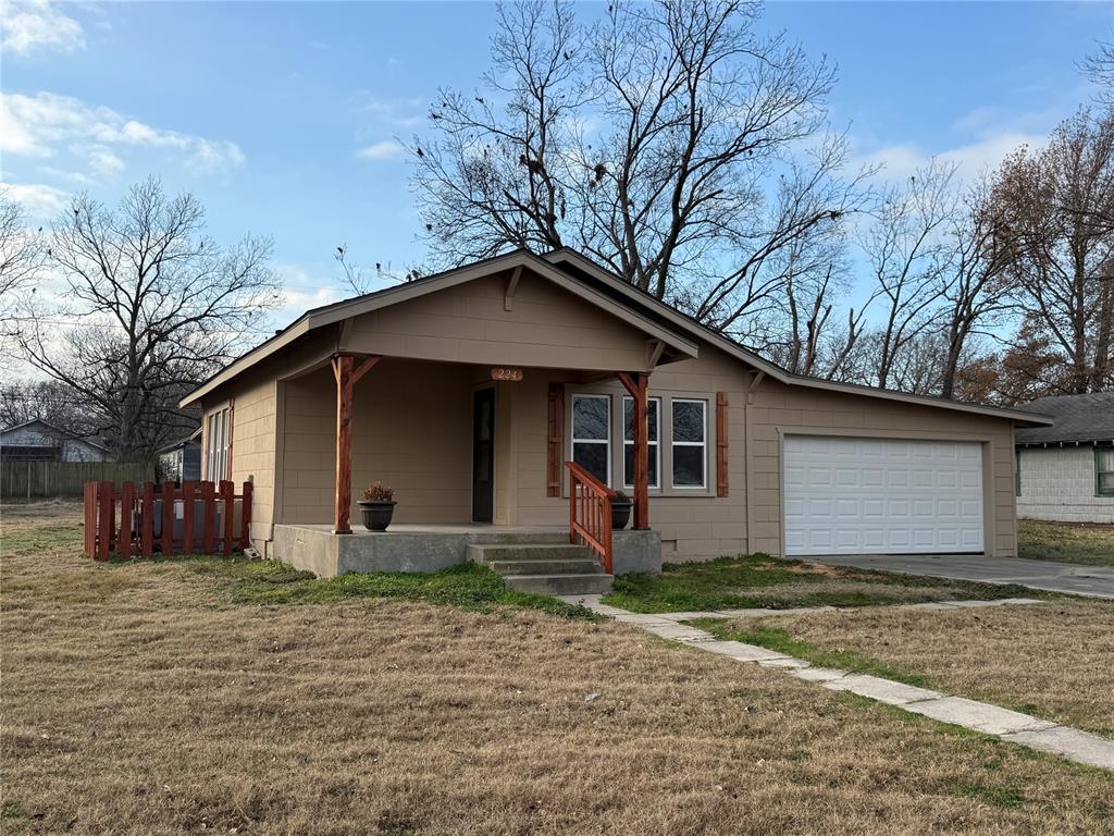 Homes for sale in Wewoka, OK | 224 E 3rd St, Wewoka, OK 74884 | MLS# 1206767