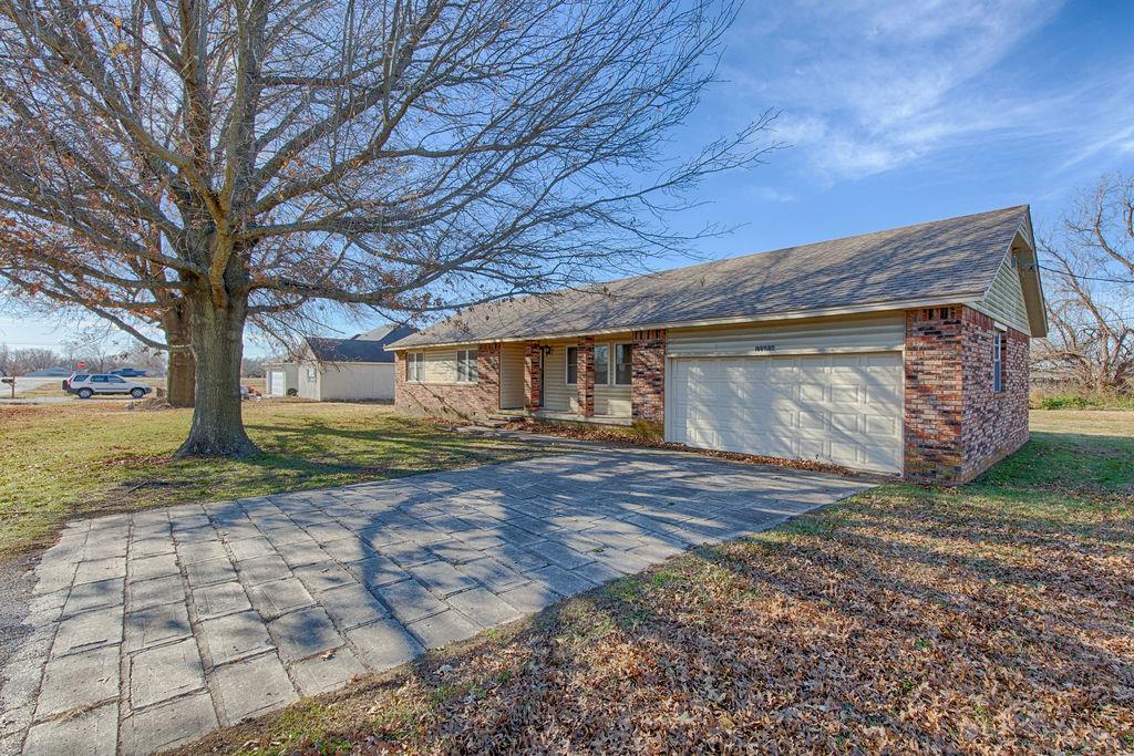 Homes for sale in Collinsville, OK | 11610 N 190th East Ave, Collinsville, OK 74021 | MLS# 1206852