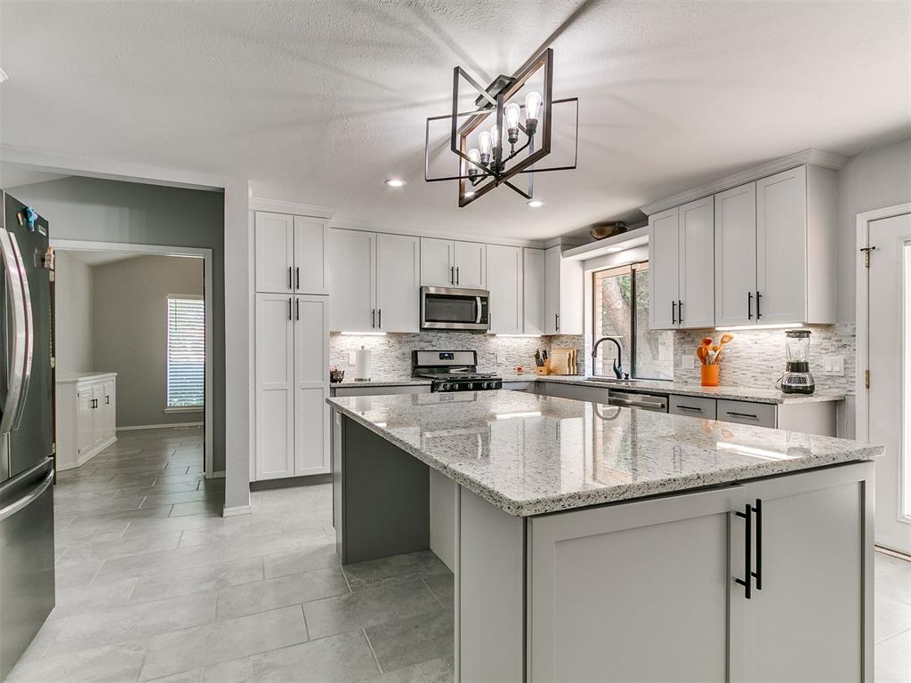 1st image of 6112 Shaftsbury Rd, Oklahoma City, OK 73132 | MLS# 1209272