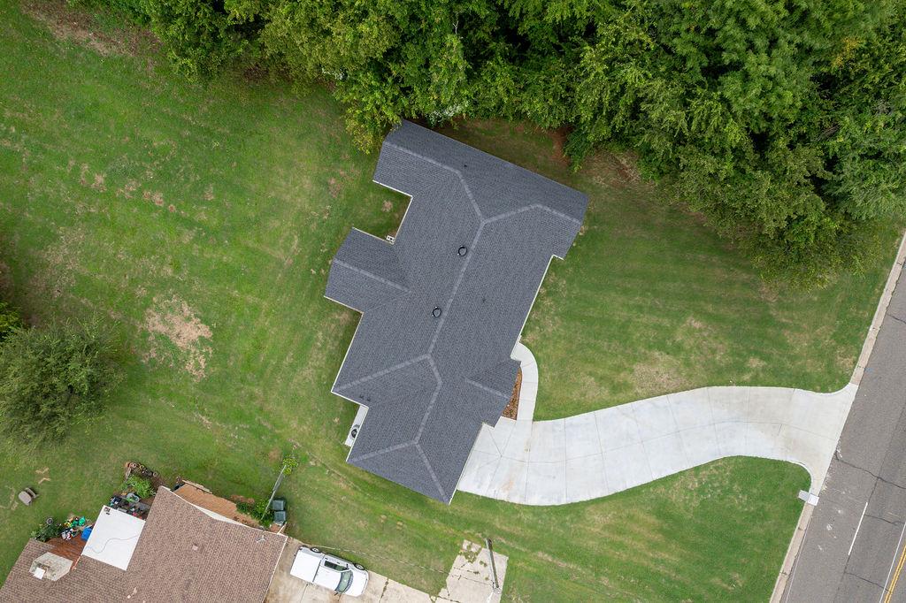 Homes for sale in Midwest City, OK | 9717 Ne 10th St, Midwest City, OK 73130 | MLS# 1209906