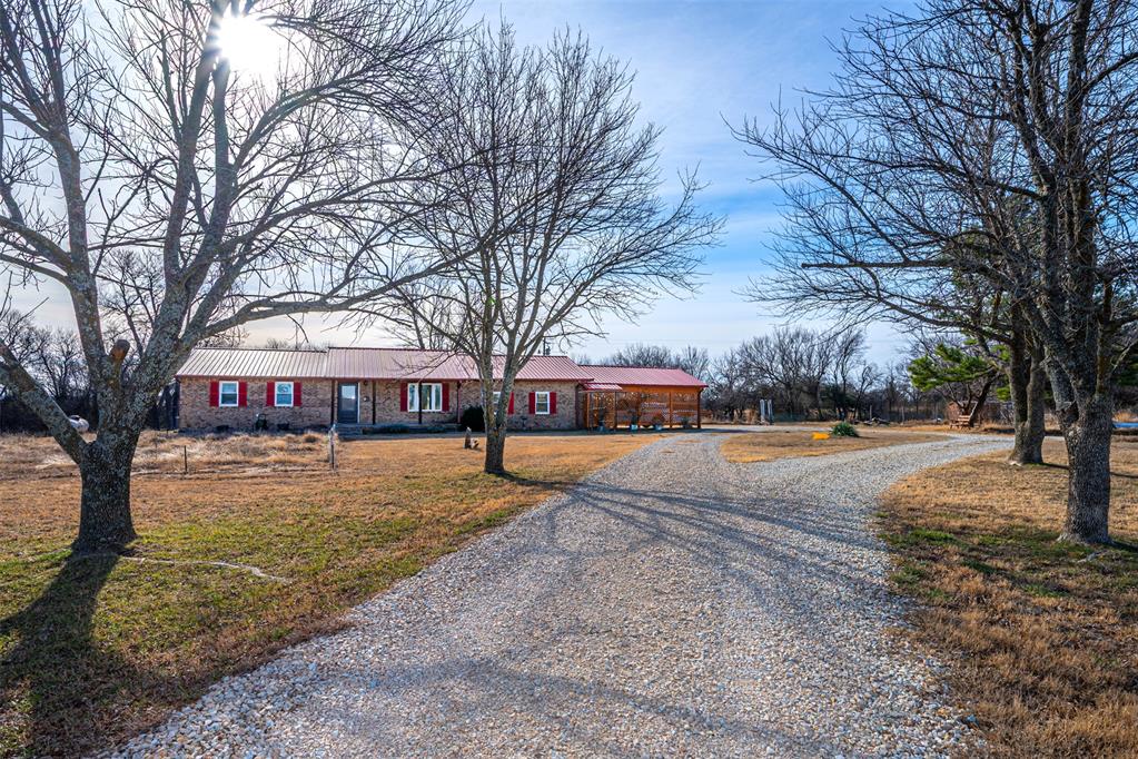 Homes for sale in Stratford, OK | 4045 County Road 1510, Stratford, OK 74872 | MLS# 1211535