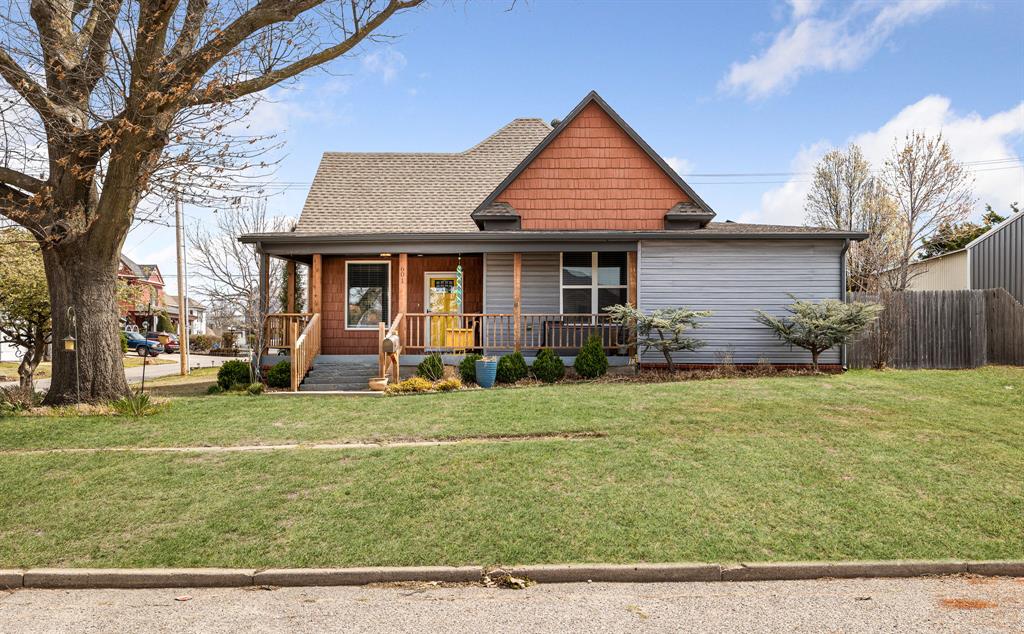 Homes for sale in El Reno, OK | 601 S Macomb Ave, El Reno, OK 73036 | MLS# 1211644