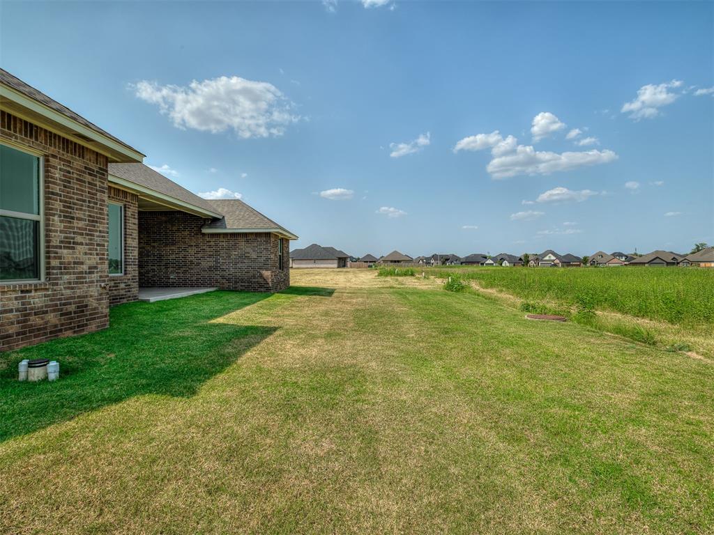 35th image of 5008 Vine Cliff Rd, Mustang, OK 73064 | MLS# 1211899