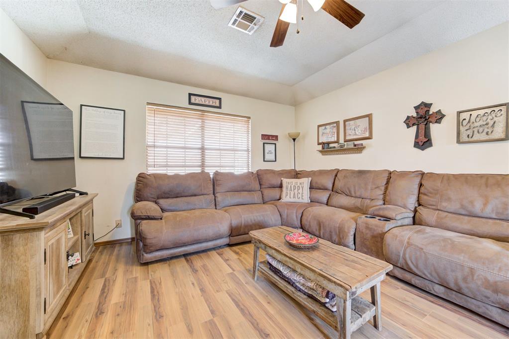 Homes for sale in Yukon, OK | 12260 Sw 10Th St, Yukon, OK 73099 | MLS# 1212021