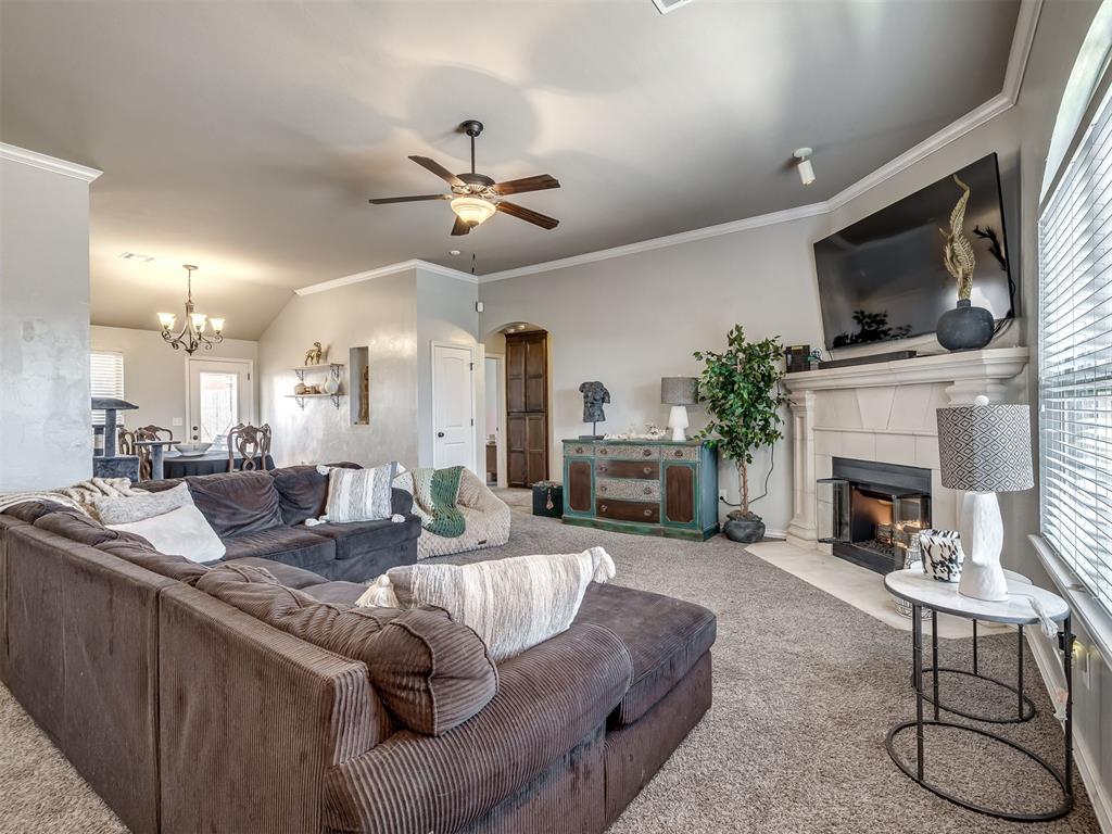 Homes for sale in Yukon, OK | 1001 Laurel Creek Dr, Yukon, OK 73099 | MLS# 1212155