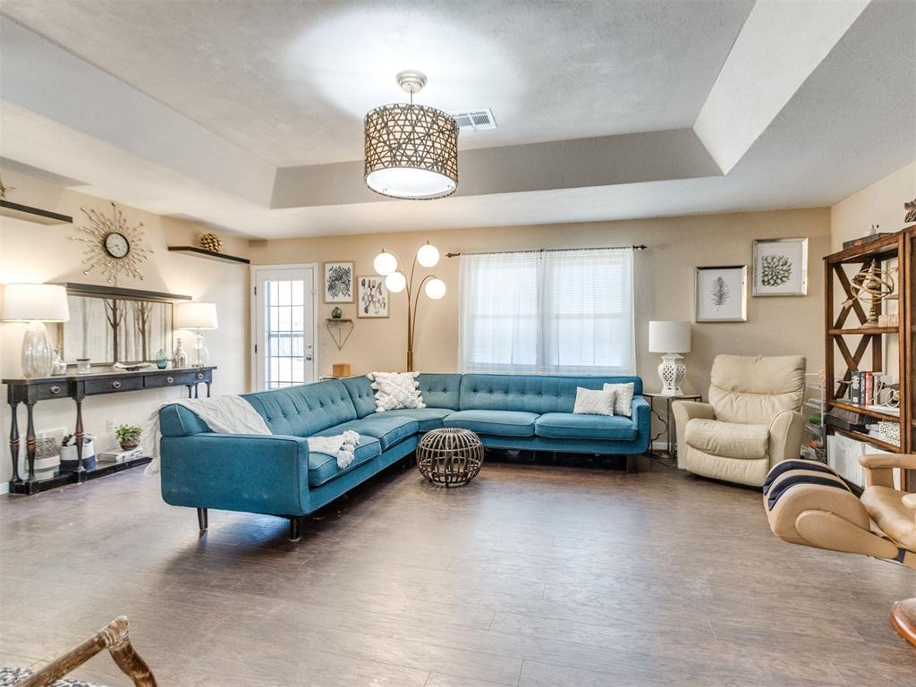 Homes for sale in Mustang, OK | 316 N Shefield Wy, Mustang, OK 73064 | MLS# 1212617