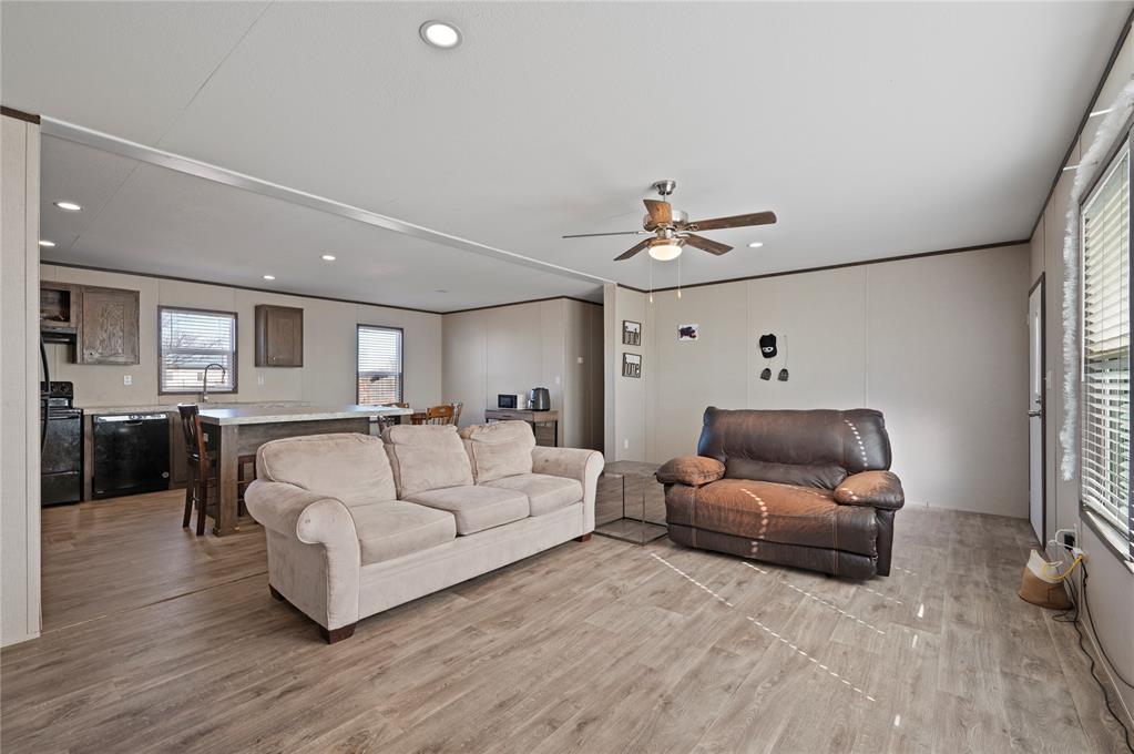 2nd image of 12201 Meadowlake, Guthrie, OK 73044 | MLS# 1215263