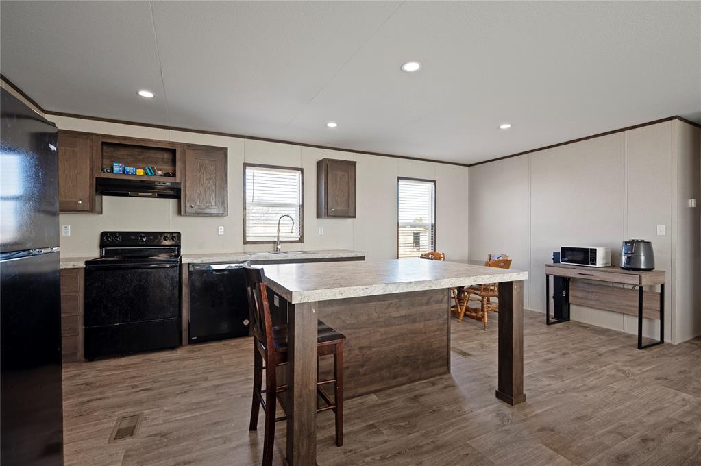 3rd image of 12201 Meadowlake, Guthrie, OK 73044 | MLS# 1215263