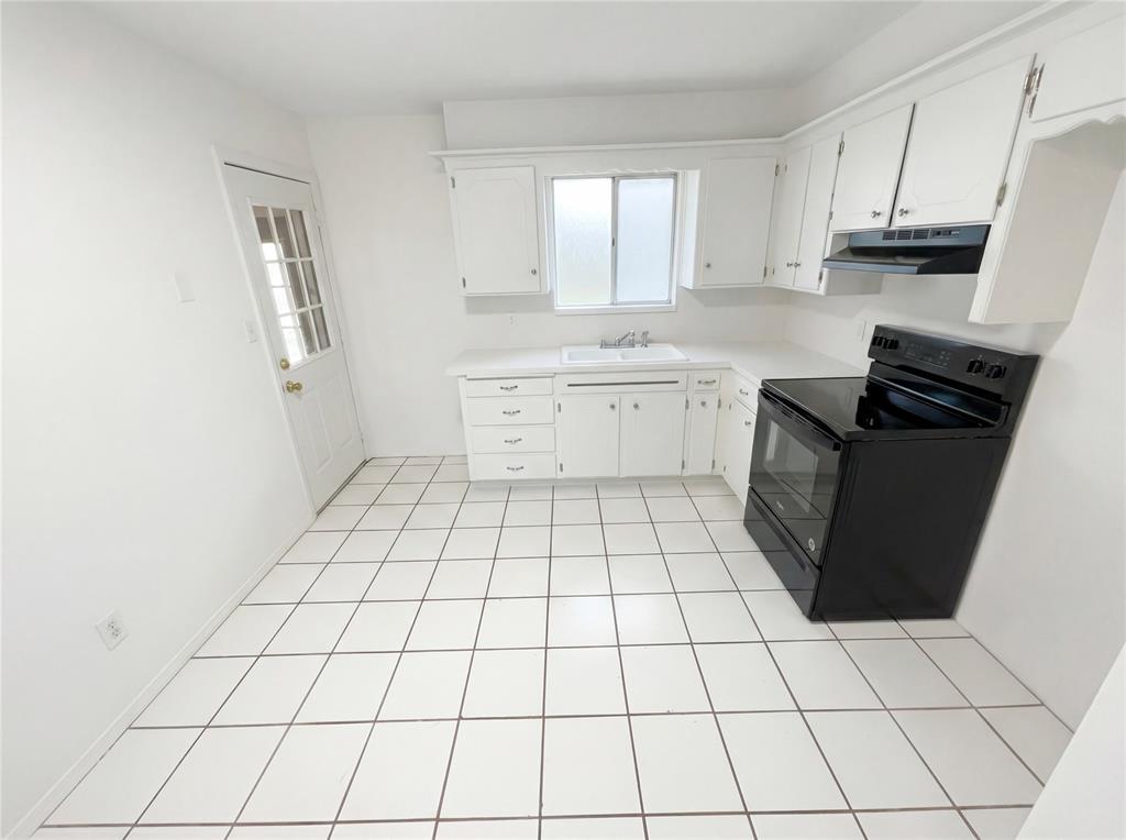 Homes for sale in Moore, OK | 732 N Janeway Ave, Moore, OK 73160 | MLS# 1216754