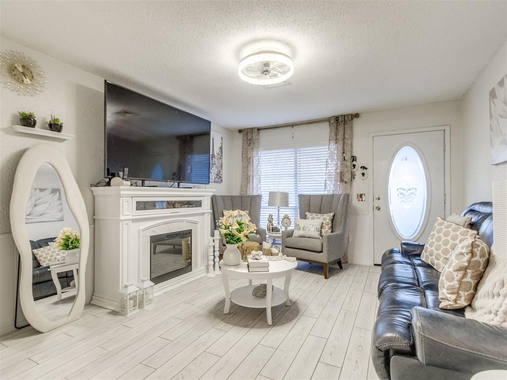 Homes for sale in Moore, OK | 1053 Nw 5Th St, Moore, OK 73160 | MLS# 1217163