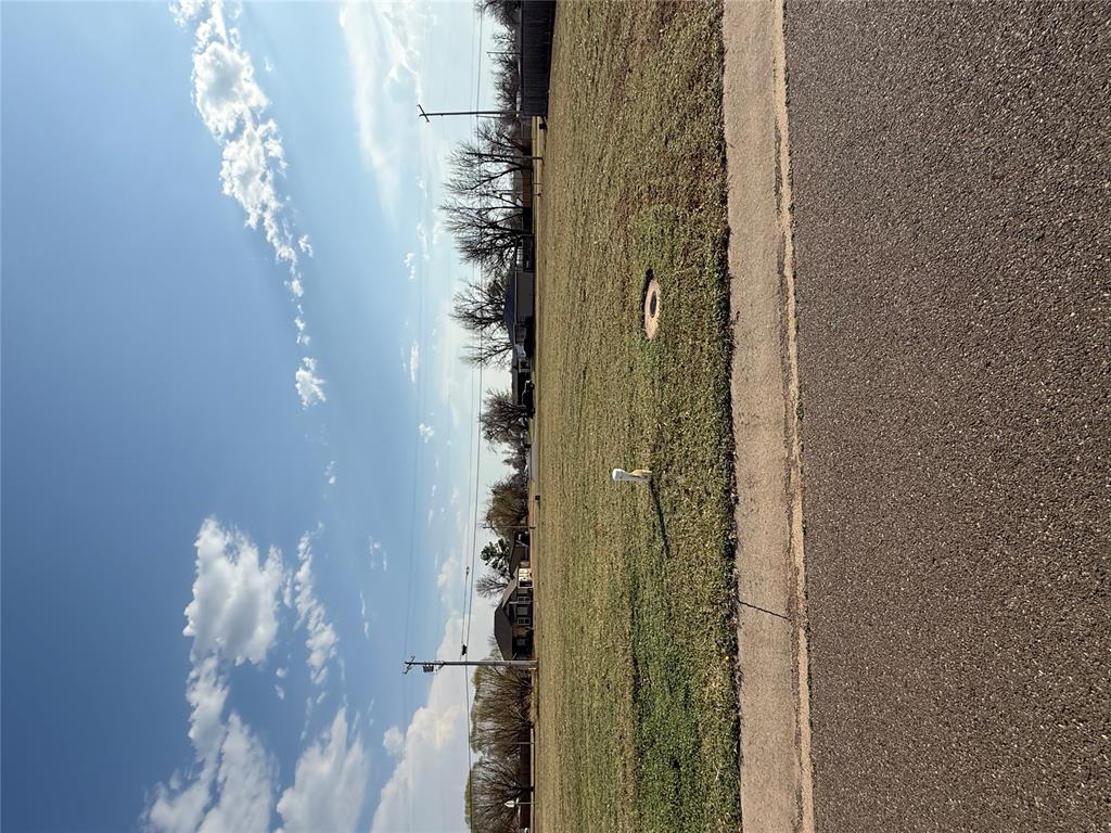 Homes for sale in Crescent, OK | 111 Dogwood, Crescent, OK 73028 | MLS# 1217894