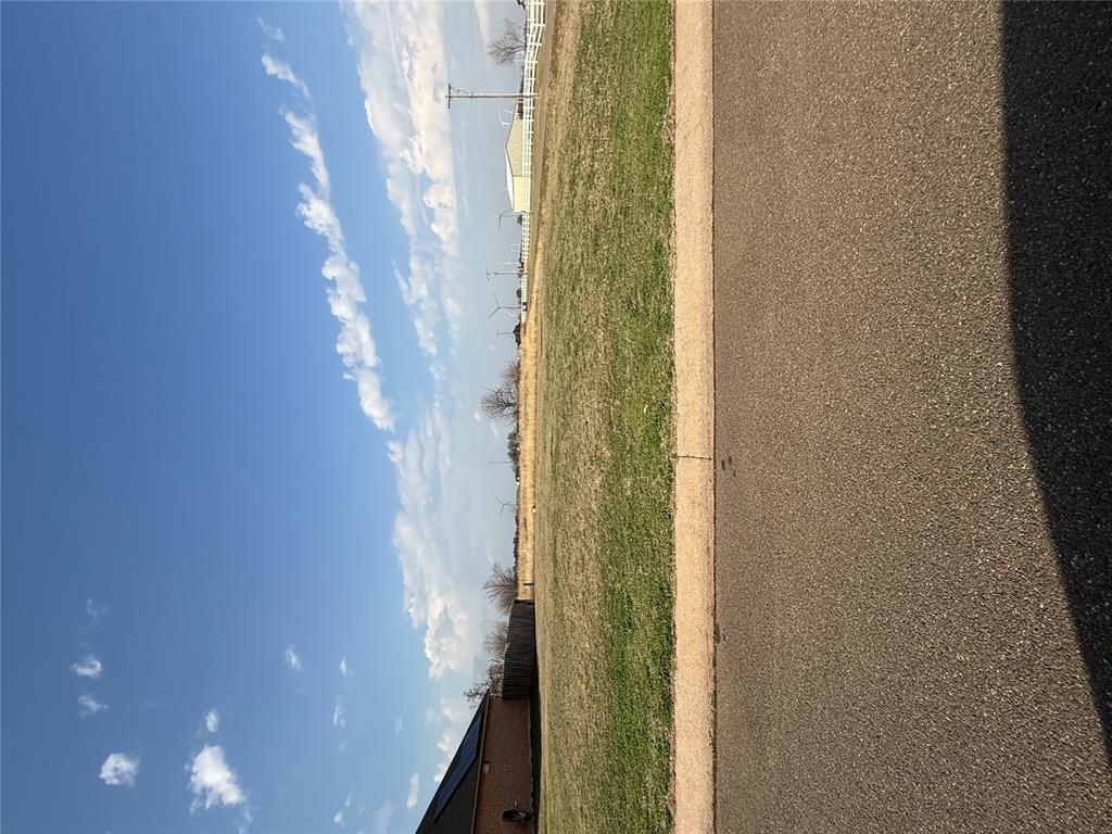 Homes for sale in Crescent, OK | 102 Dogwood, Crescent, OK 73028 | MLS# 1217898