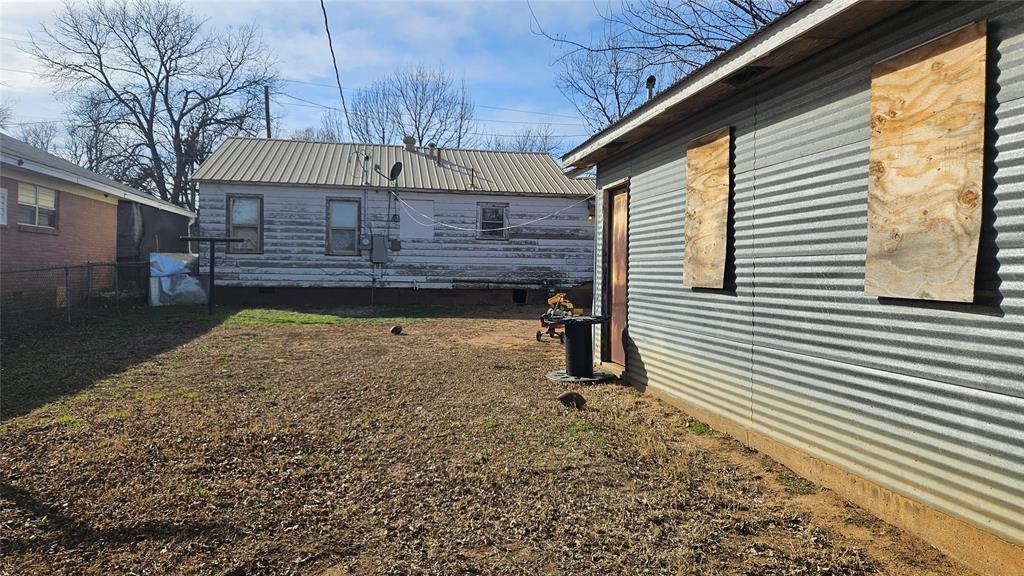 Homes for sale in Duncan, OK | 1112 N 4th St, Duncan, OK 73533 | MLS# 1217967