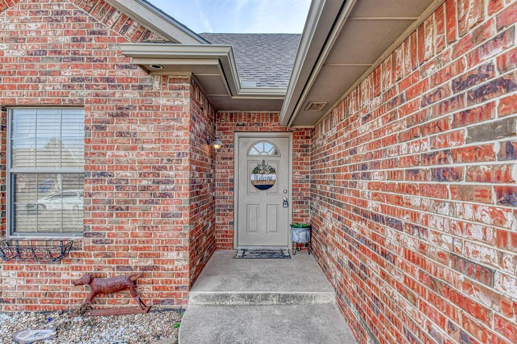 Homes for sale in Tuttle, OK | 10 Westend Ct, Tuttle, OK 73089 | MLS# 1220221