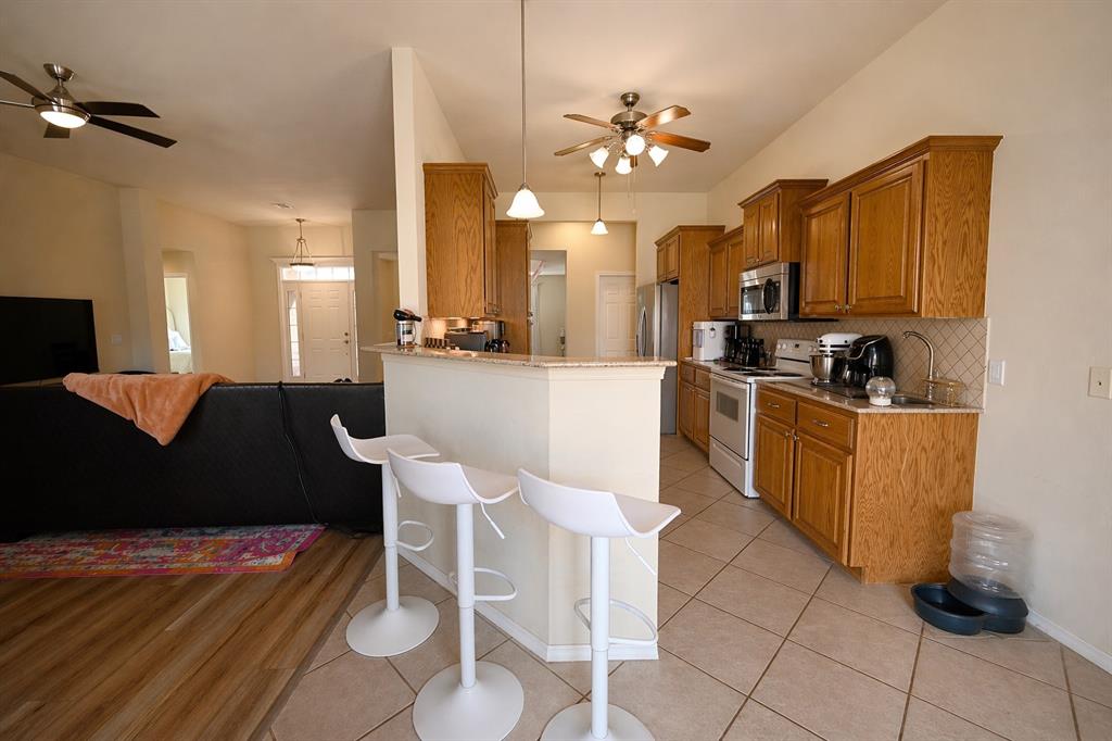 4th image of 814 S Rock Hollow Ct, Stillwater, OK 74074 | MLS# 1220652