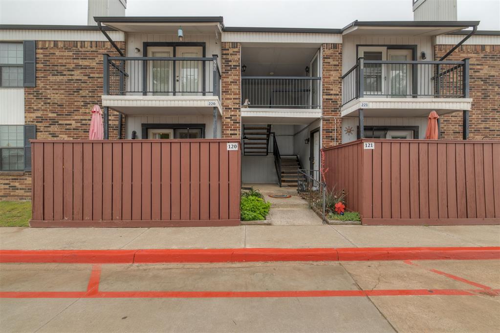 Homes for sale in Norman, OK | 3003 River Oaks Dr #120, Norman, OK 73072 | MLS# 1225828