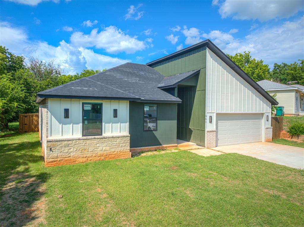 Homes for sale in Oklahoma City, OK | 901 Ne 31st St, Oklahoma City, OK 73105 | MLS# 1226061