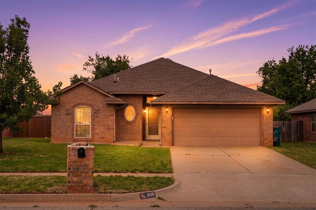 1st image of 628 Inverleith Cir, Yukon, OK 73099 | MLS# 1226272