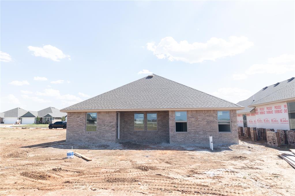 2nd image of 9217 Nw 119th St, Yukon, OK 73099 | MLS# 1230053