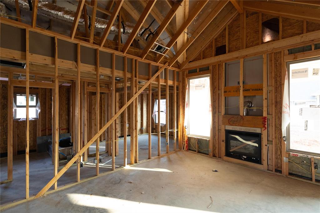 2nd image of 16133 Verbena Cir, Edmond, OK 73013 | MLS# 1231210