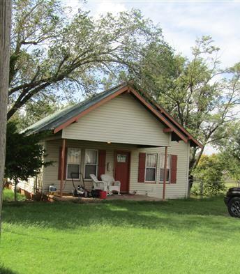 Homes for sale in Weatherford, OK | 317 N 3rd St, Weatherford, OK 73096 | MLS# 1231342