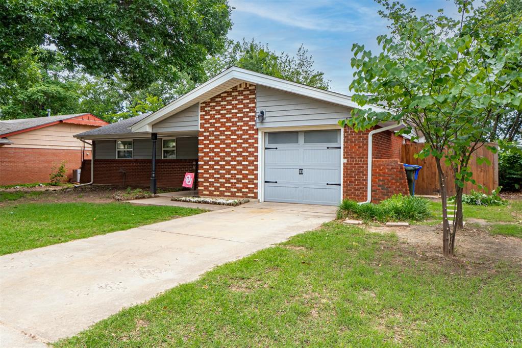 Homes for sale in Norman, OK | 1702 Vine St, Norman, OK 73072 | MLS# 1232006